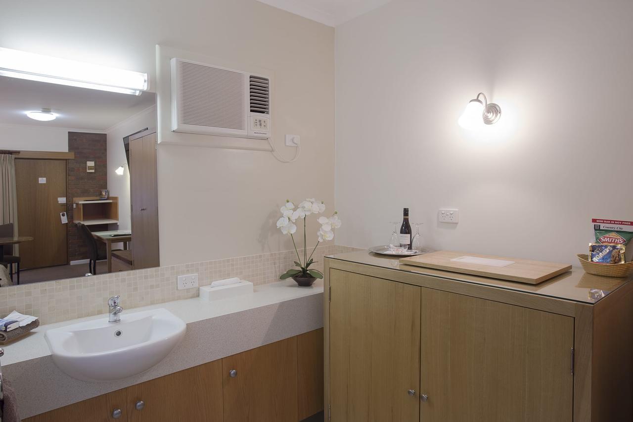 Horsham Country City Motor Inn Dış mekan fotoğraf